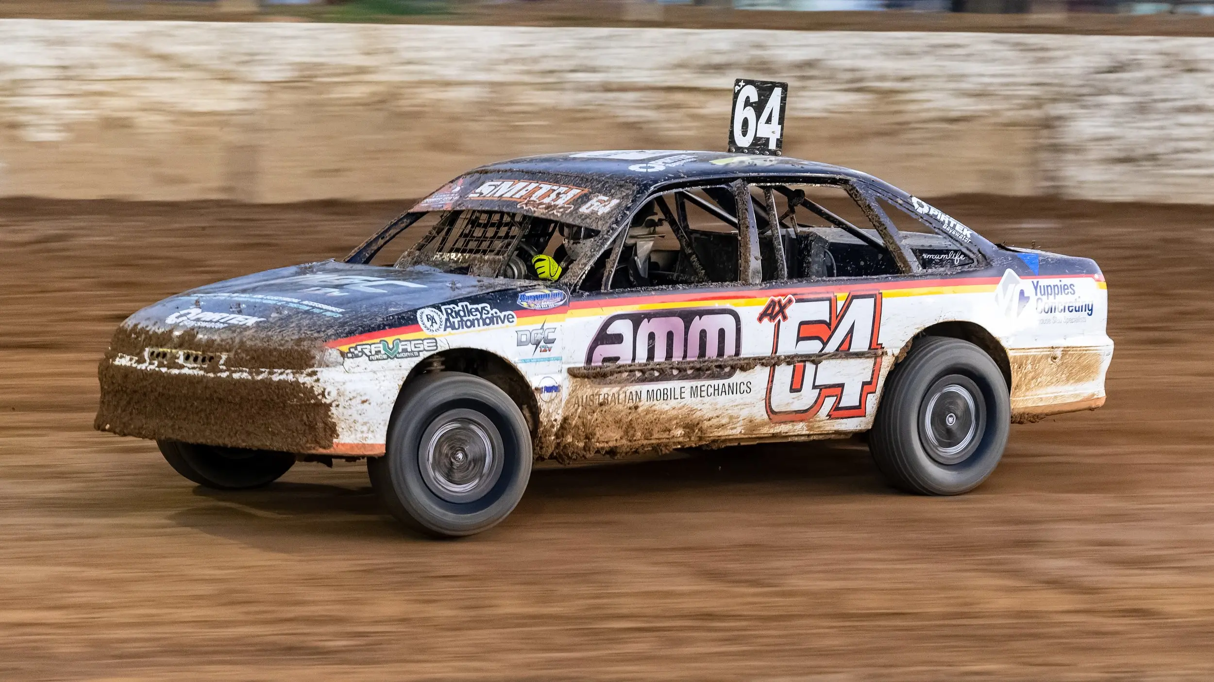 The respected Smiths win three-hour enduro at Alexandra Speedway