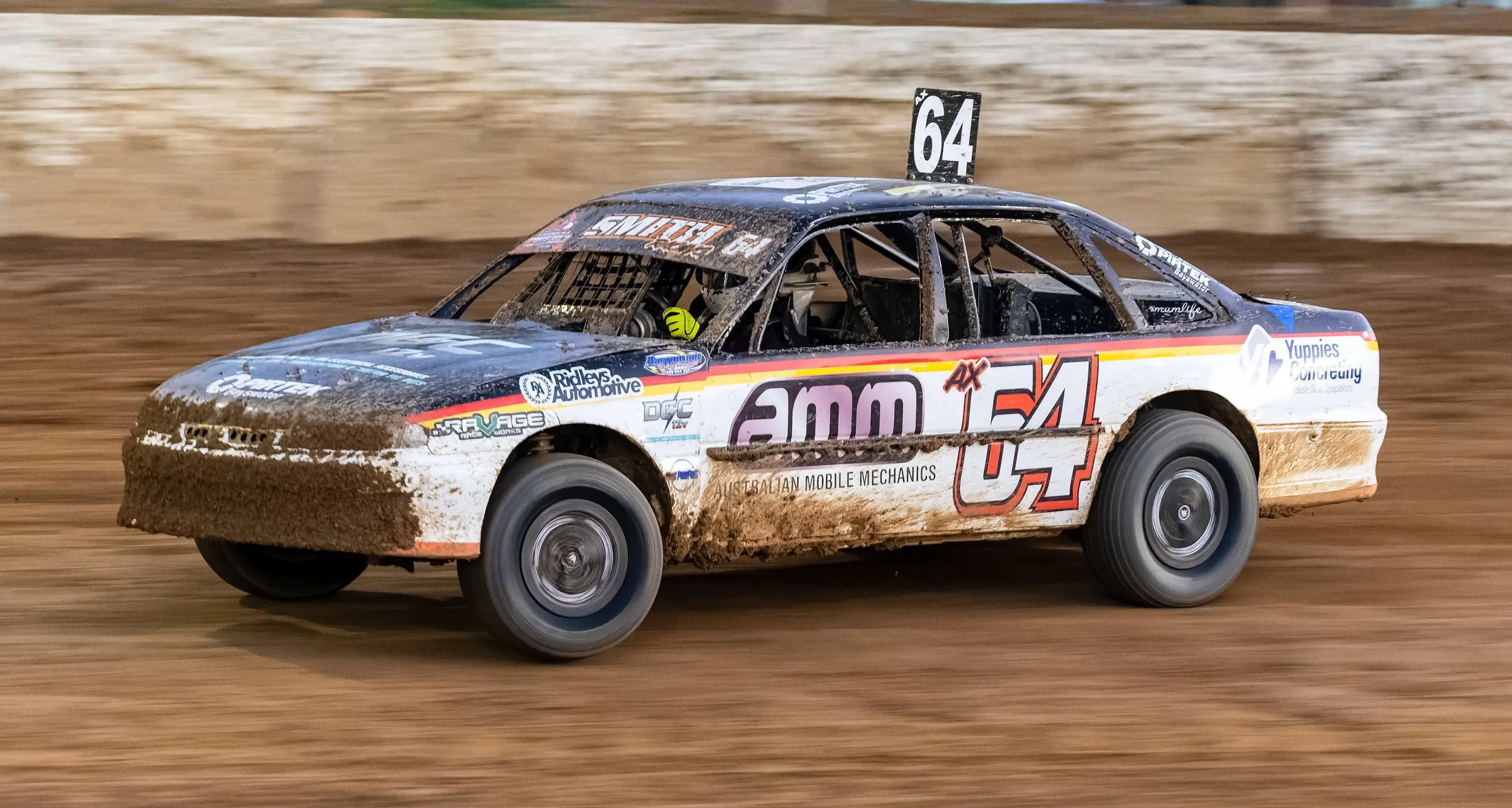 The respected Smiths win three-hour enduro at Alexandra Speedway