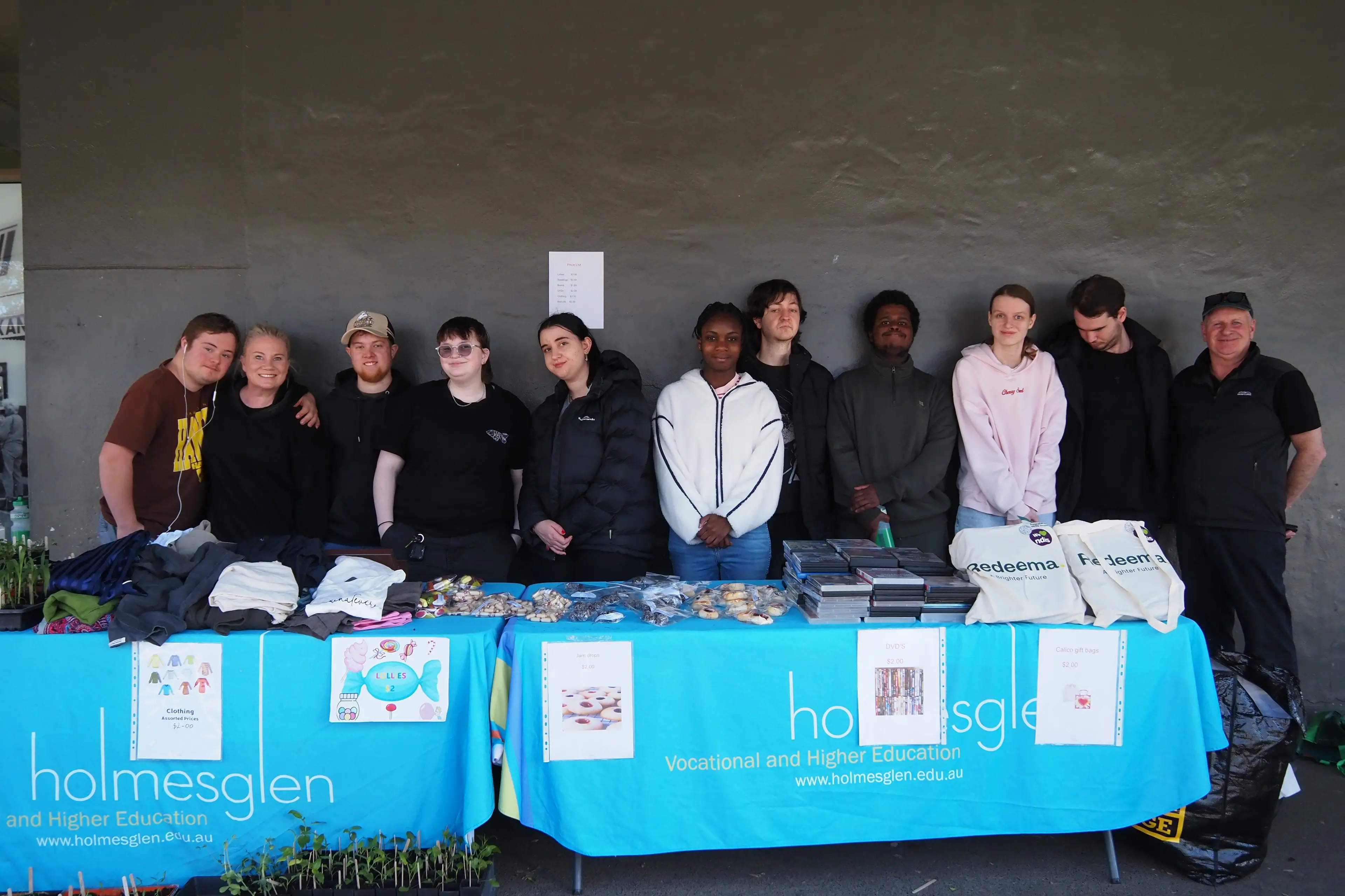 <p>ALEXANDRA STALL: The Holmesglen students with education manager Bec (second from left) and Holmesglen at Eildon Manager Corey Dewhurst.</p>\\n
