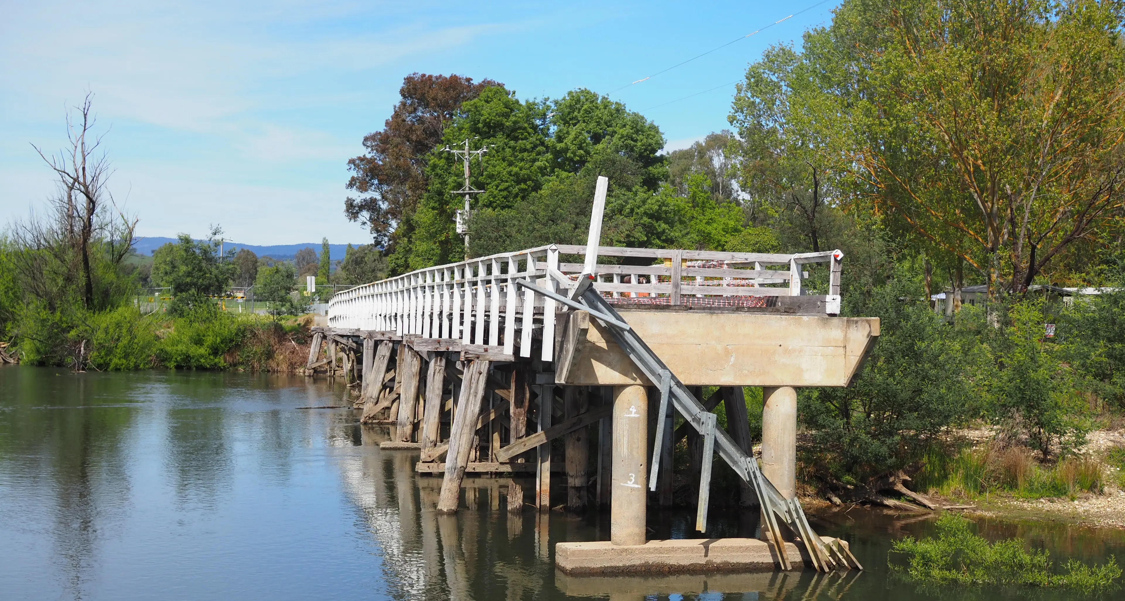 Breakaway Bridge in Acheron to be built back better
