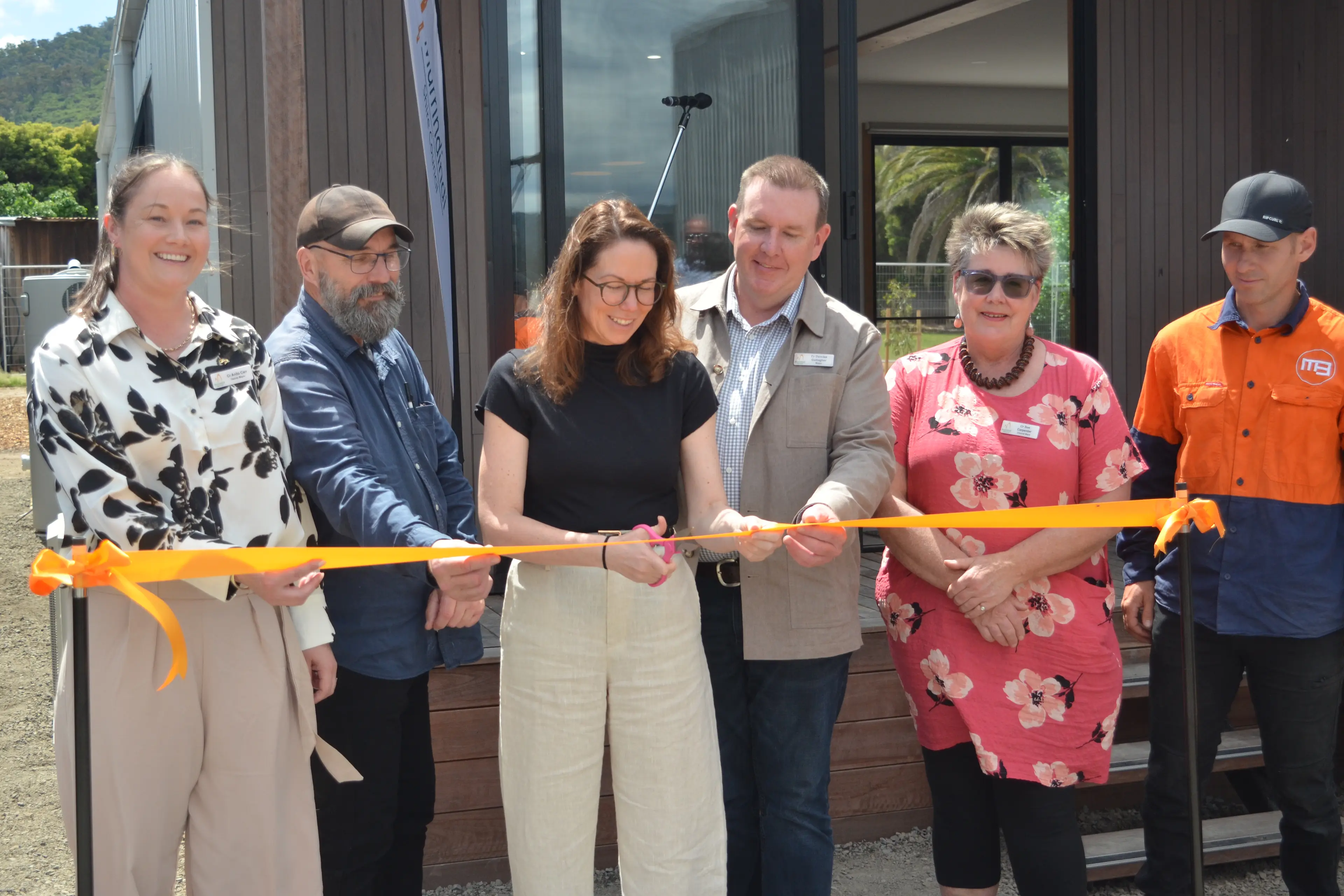 <p>MEMBER FOR NORTHERN VICTORIA: Jaclyn Symes visited Murrindindi Shire last Friday to officially open a number of completed projects. Pictured are Cr Anita Carr, Labor candidate for Eildon Kevin Gibson, Member for Northern Victoria Jaclyn Symes, Mayor Cr Damien Gallagher, Cr Sue Carpenter and Daniel Pobjoy from Millbuilt Pty Ltd at the Eildon Key Worker Housing ribbon cutting. PHOTO: Bailey Dixon</p>\\n