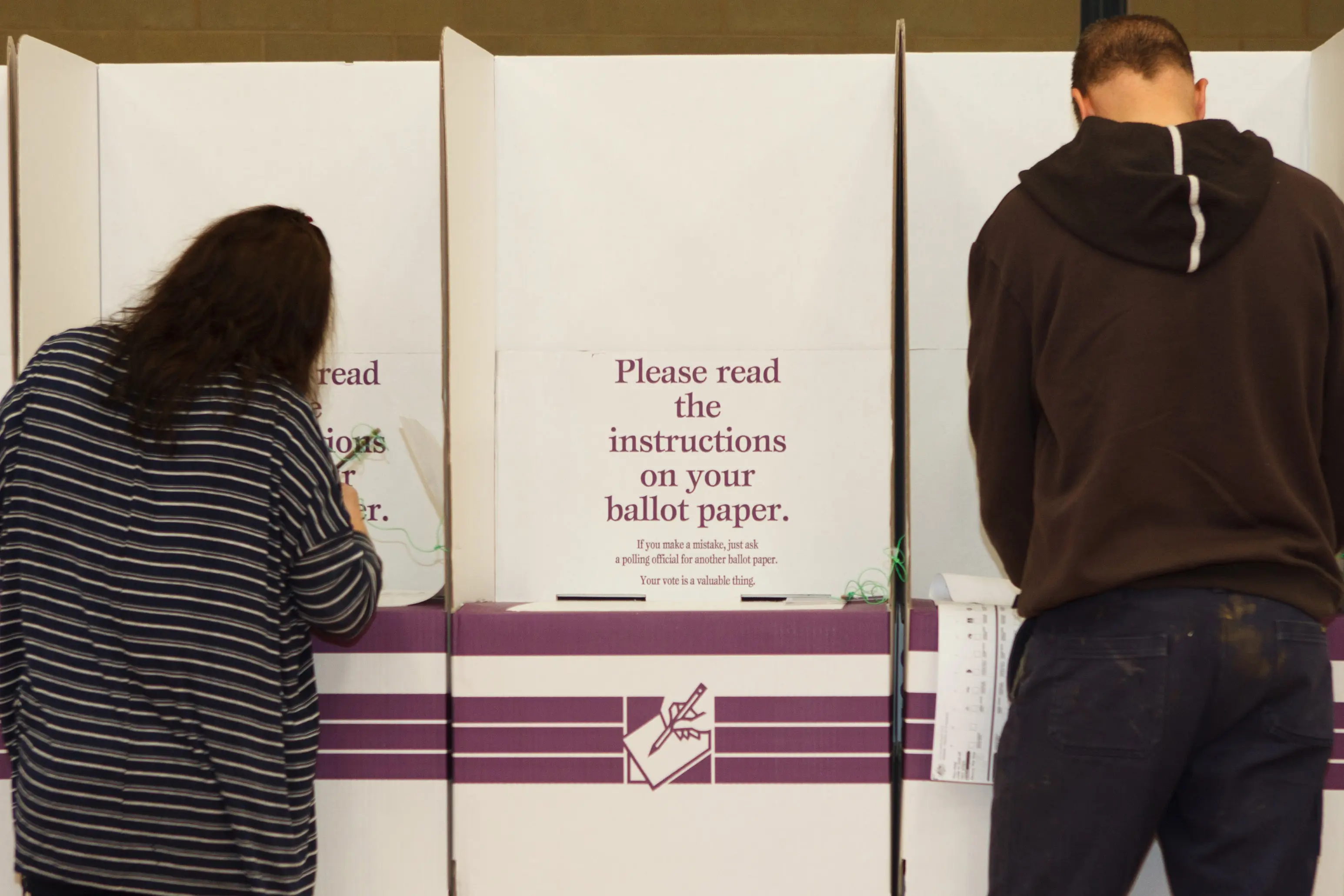 <p> TIME TO HAVE YOUR SAY: Make sure you\\u2019re enrolled to vote in the Victorian state election on 28 November.</p>\\n